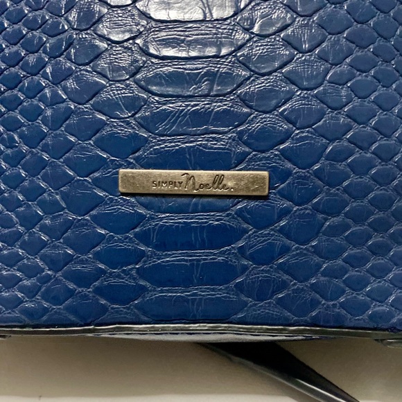 🦋Simply Noelle, Crossbody bag,snakeskin design, excellent condition🦋#NOELLE - Picture 14 of 15